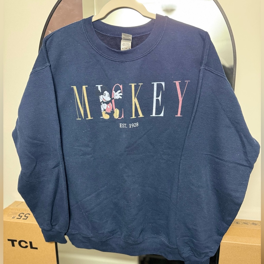 Mickey Mouse Crewneck Sweater
Navy
Size Medium
